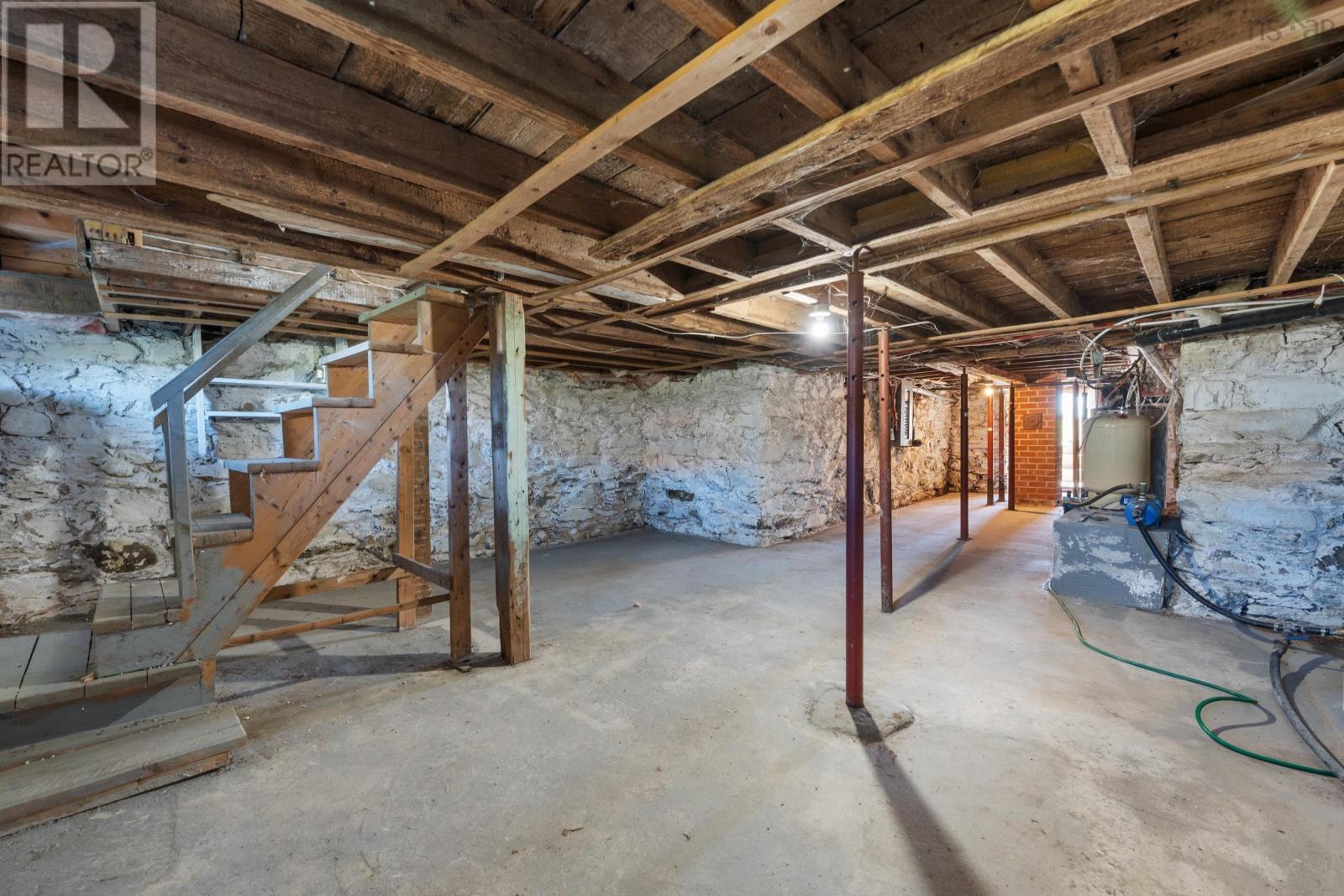 546 Little Brook Road - 44