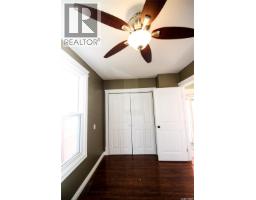 689 2nd Street W, Shaunavon, SK S0N2M0 Photo 16