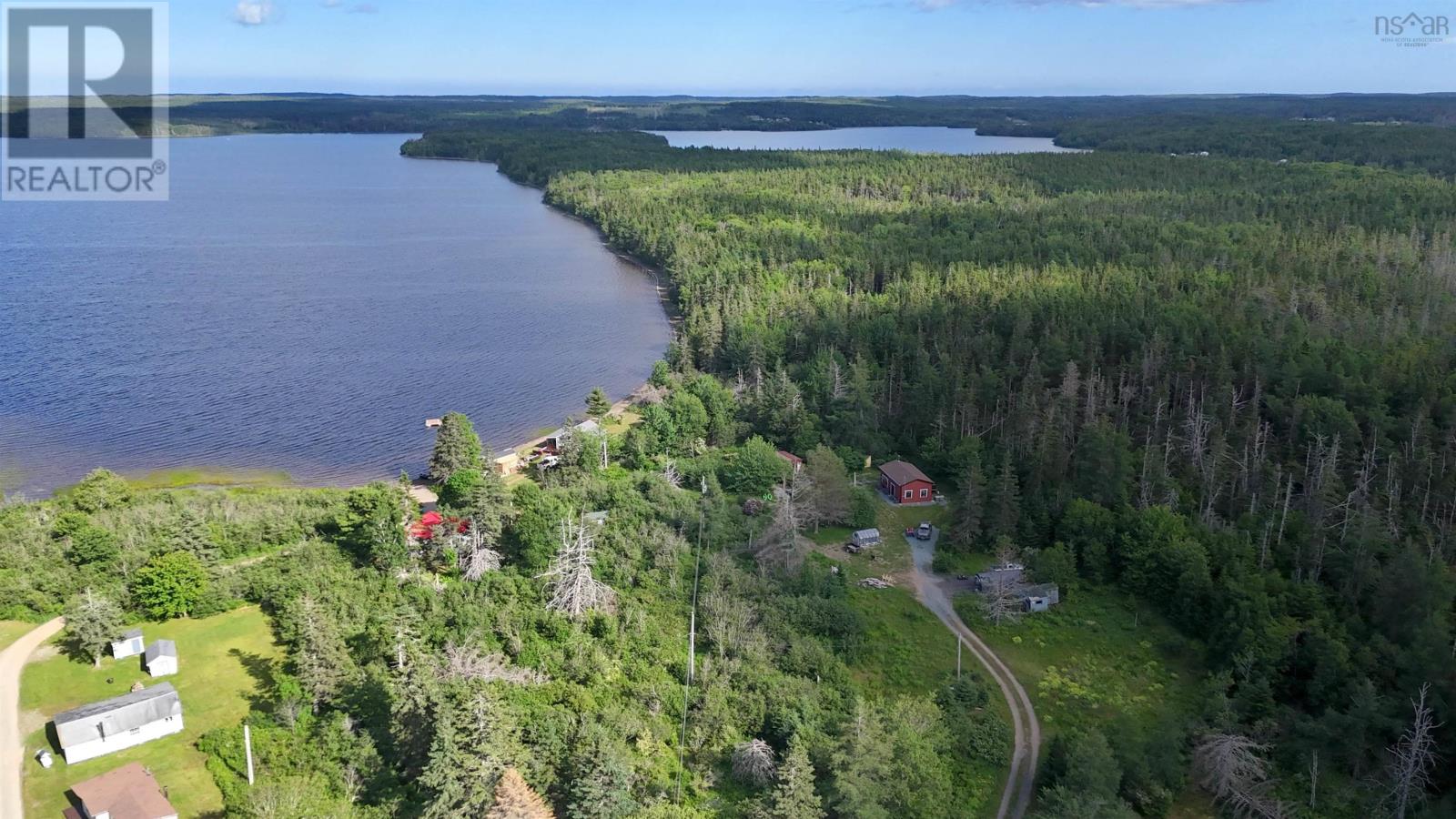 82 Golden River Road - 5