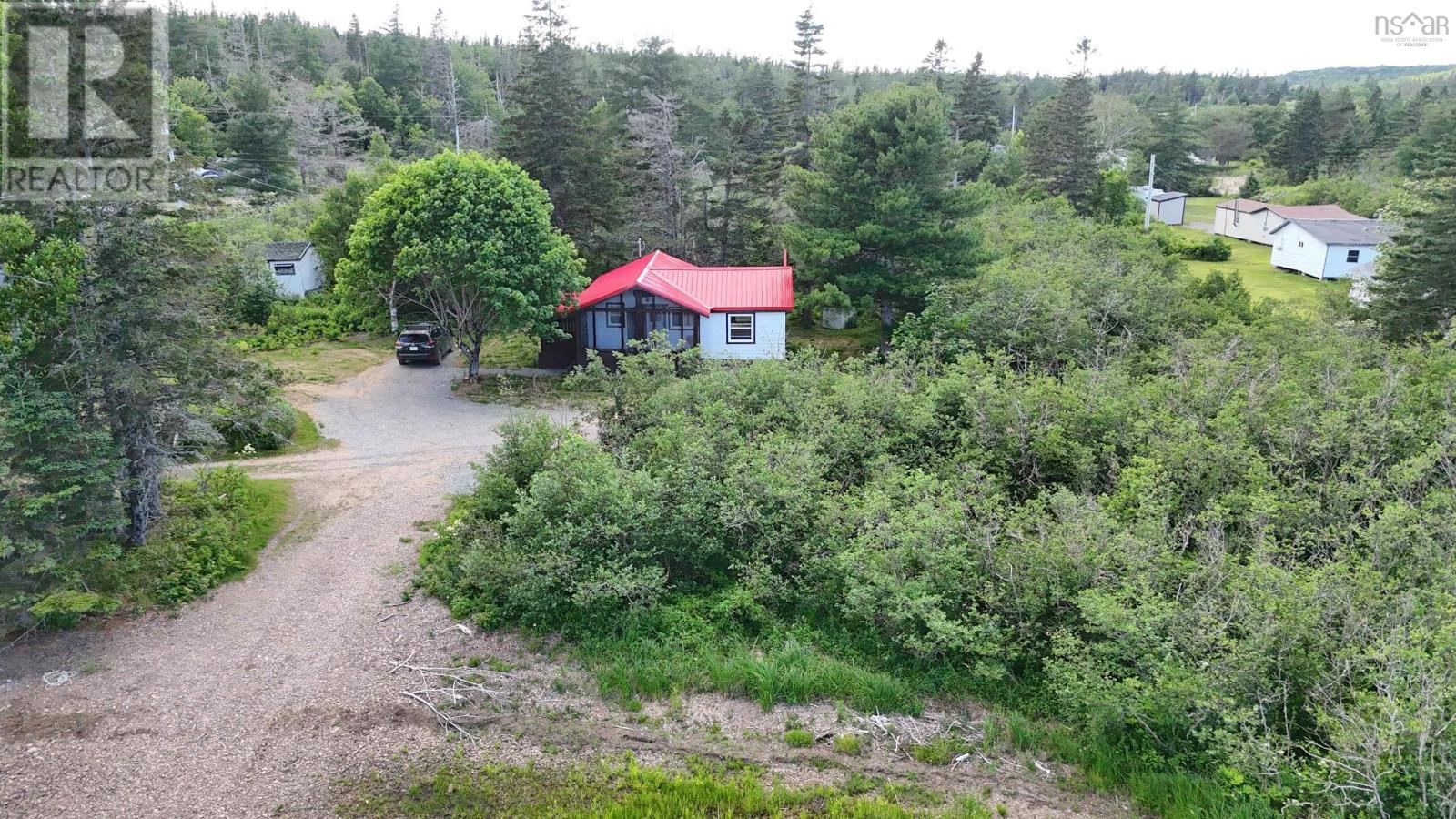 82 Golden River Road - 8