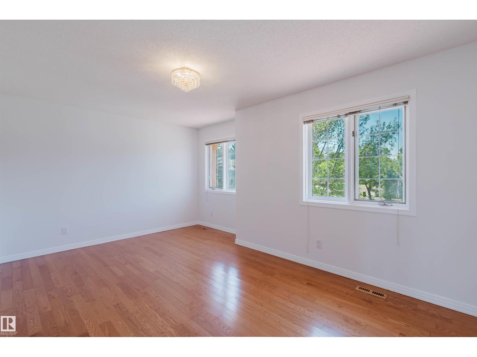 15 CORMACK CR NW - 31