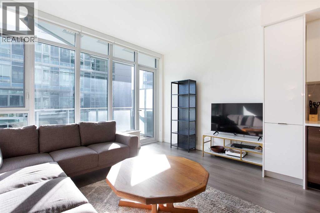 #311 138 Waterfront Court SW - 11