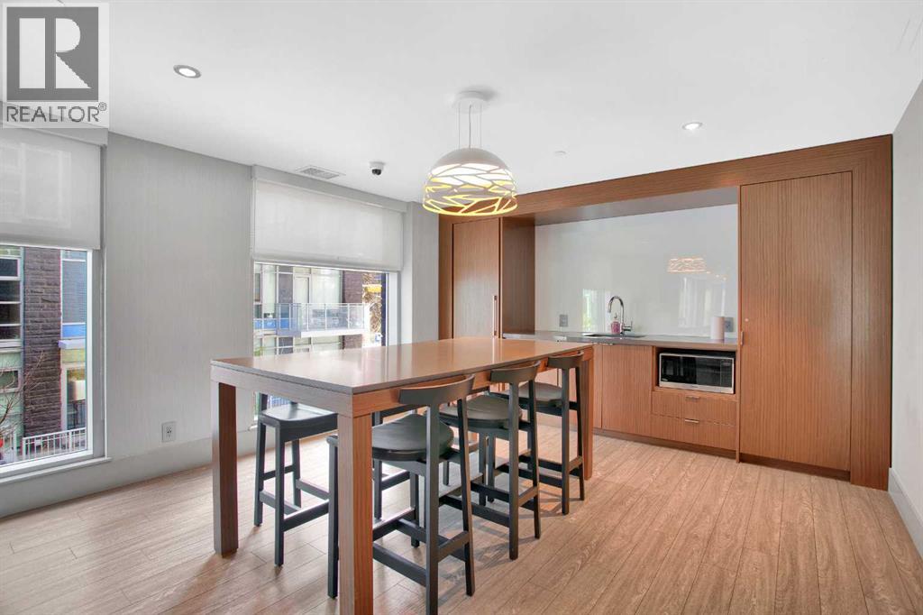#311 138 Waterfront Court SW - 23
