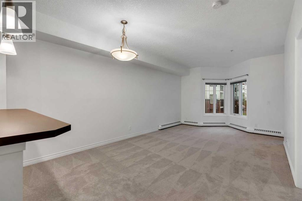 #223 30 Royal Oak Plaza NW - 7