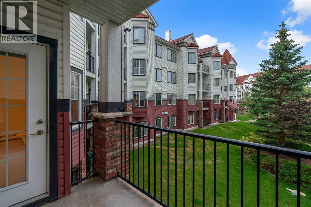 #223 30 Royal Oak Plaza NW - 11