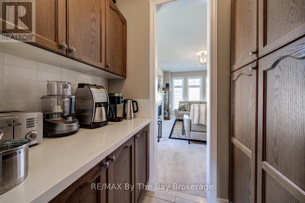 100 ALLEGRA DRIVE - 15