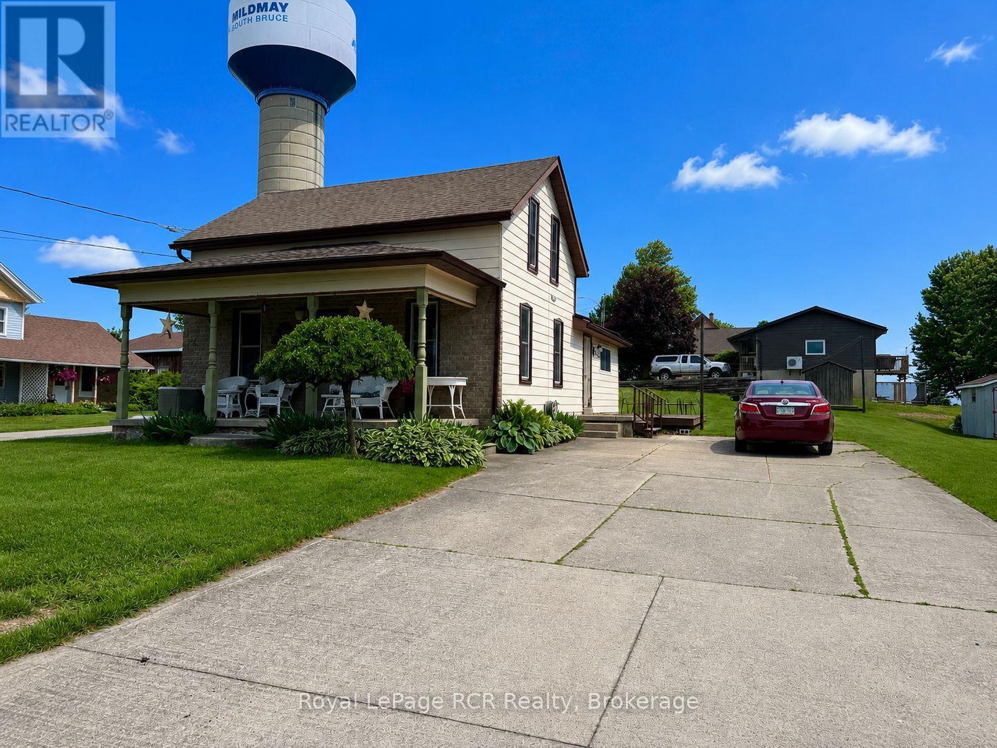 35 ELLEN STREET - 1