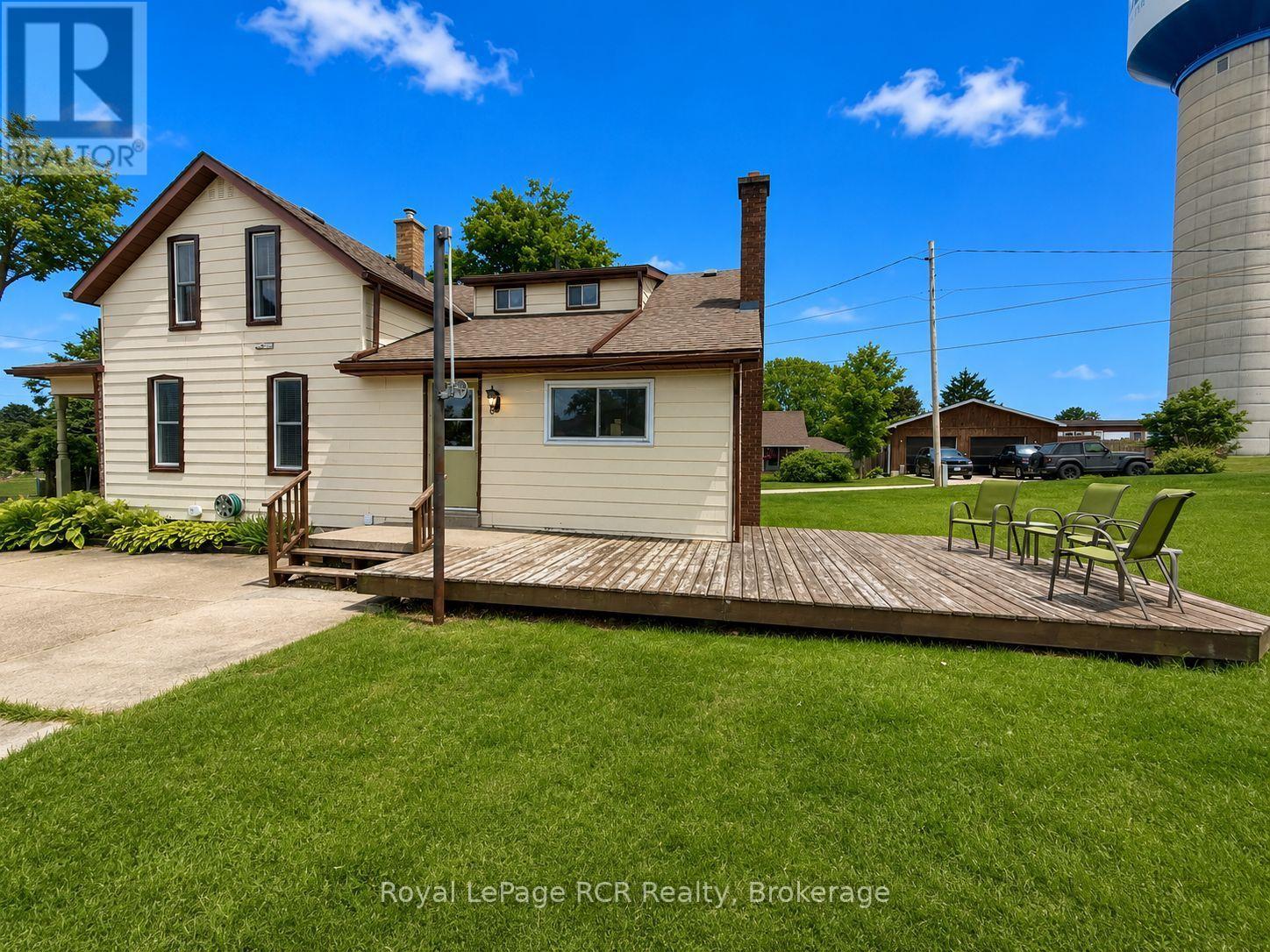 35 ELLEN STREET - 4