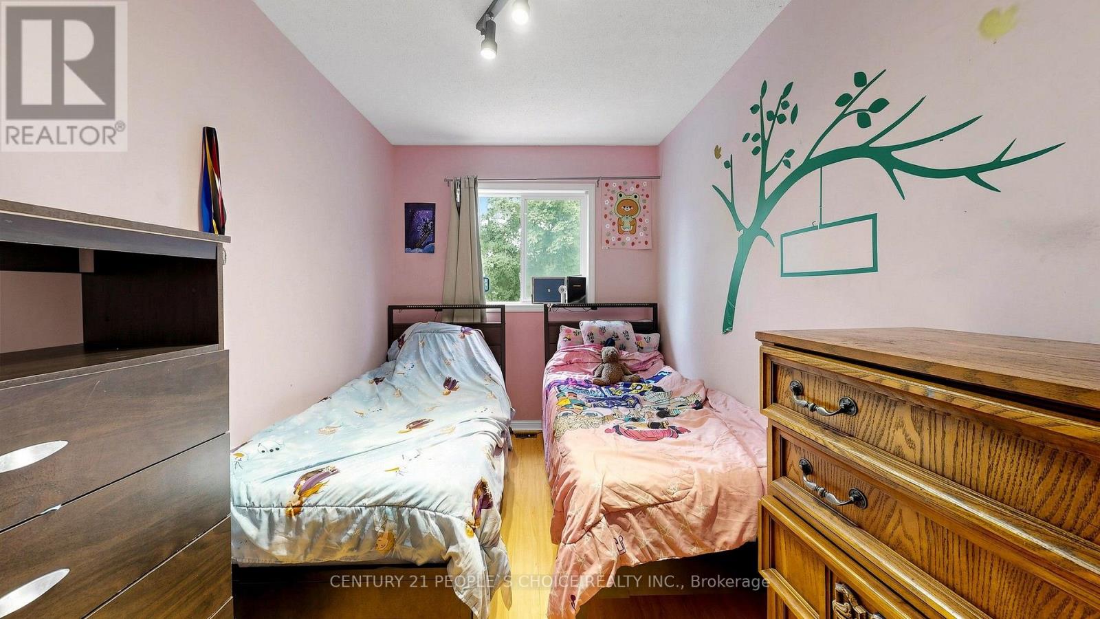 #15 33 ASPEN PARK WAY - 19