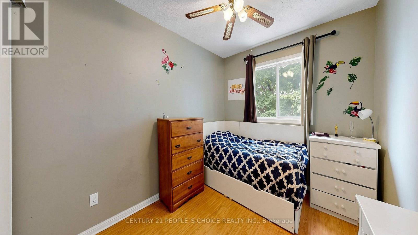 #15 33 ASPEN PARK WAY - 23