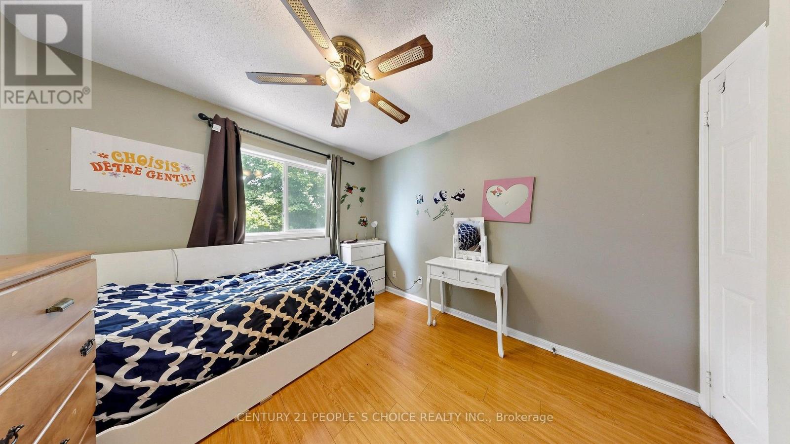 #15 33 ASPEN PARK WAY - 25