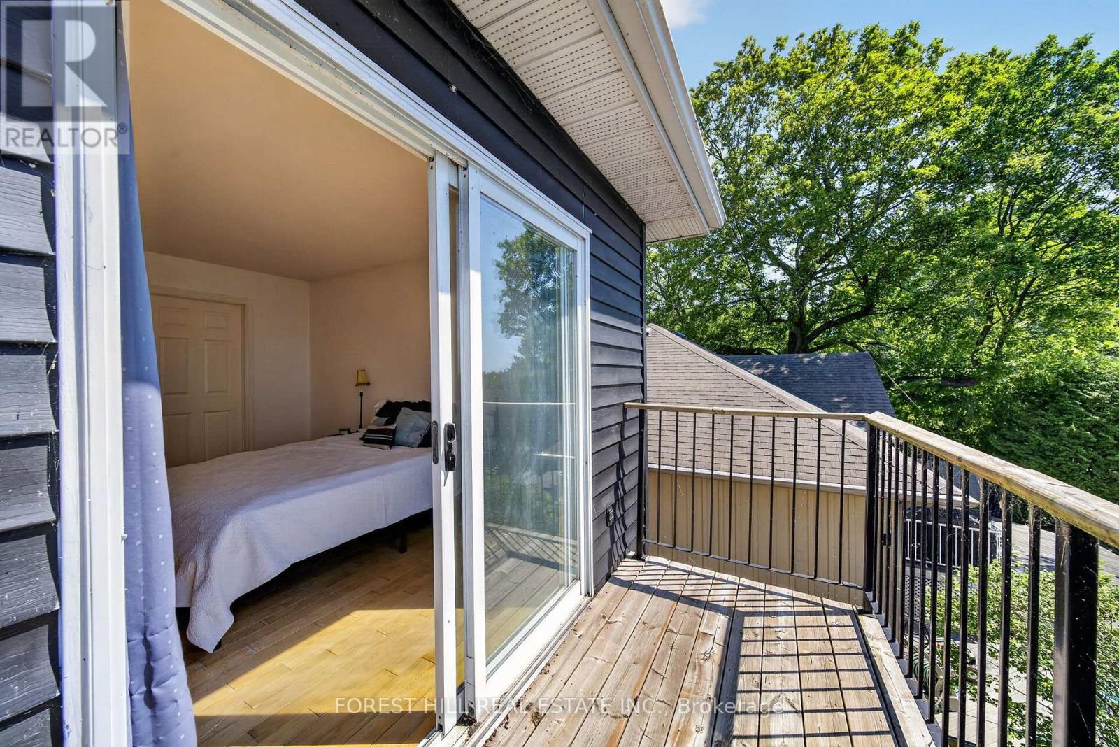 2999 LAKESIDE DRIVE - 12
