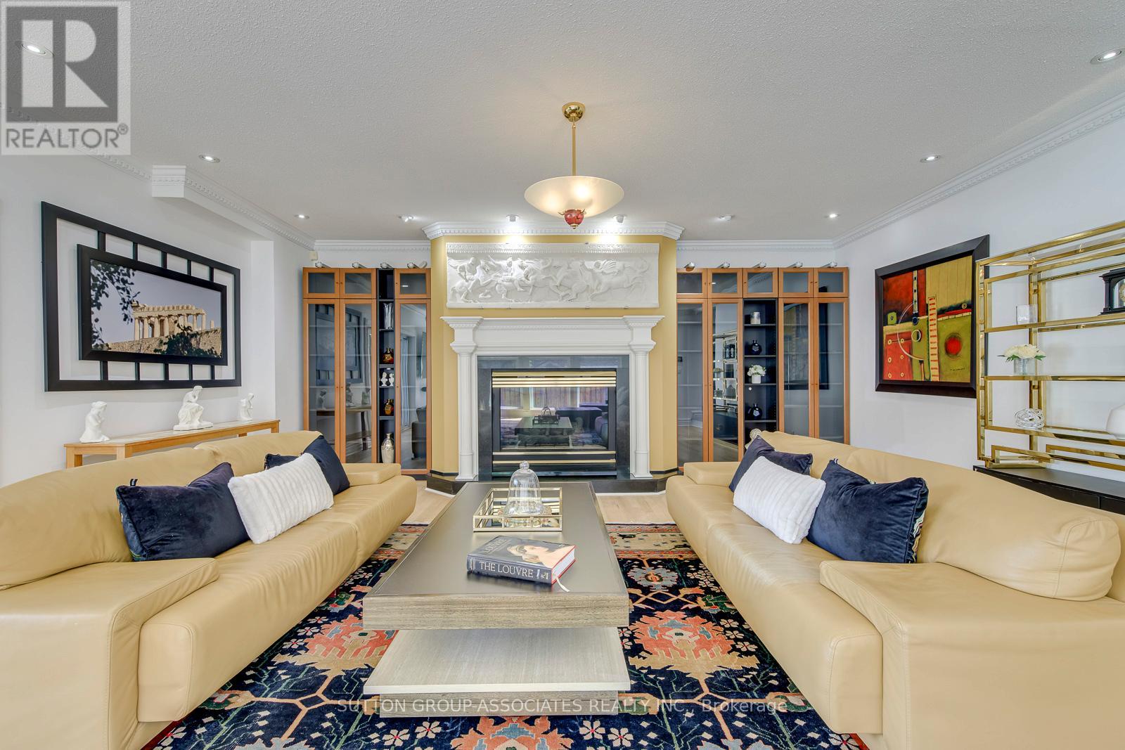 18 MARTIN GROVE ROAD - 2