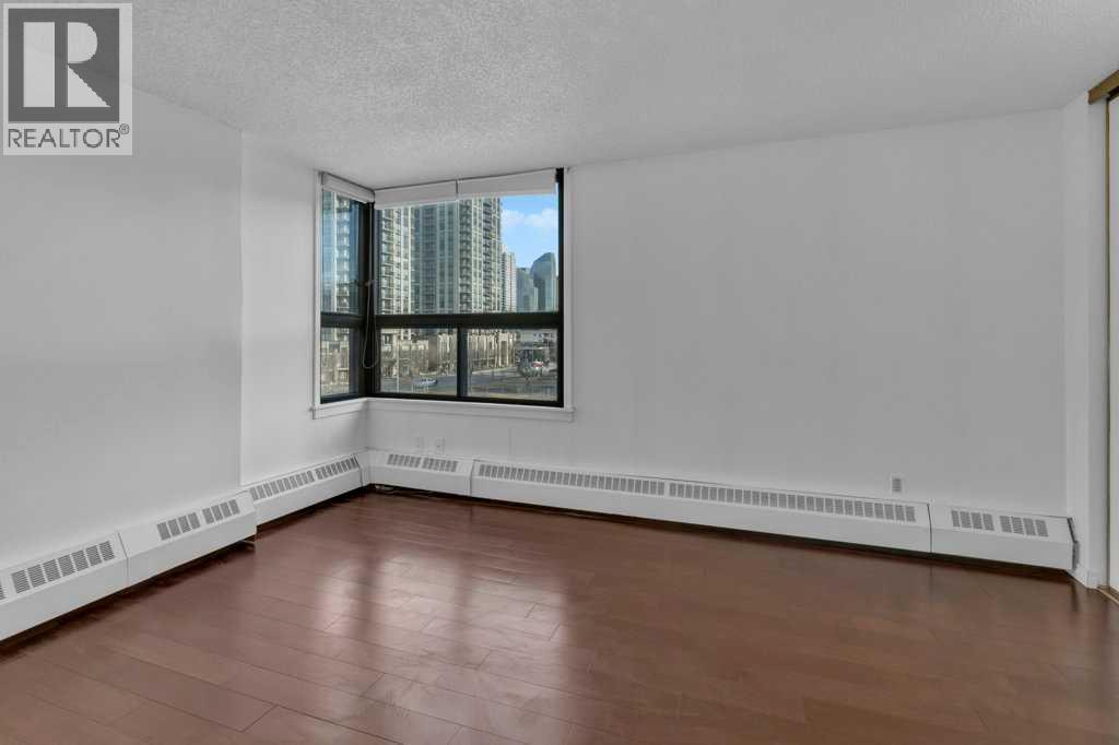 #402 1202 13 Avenue SW - 24