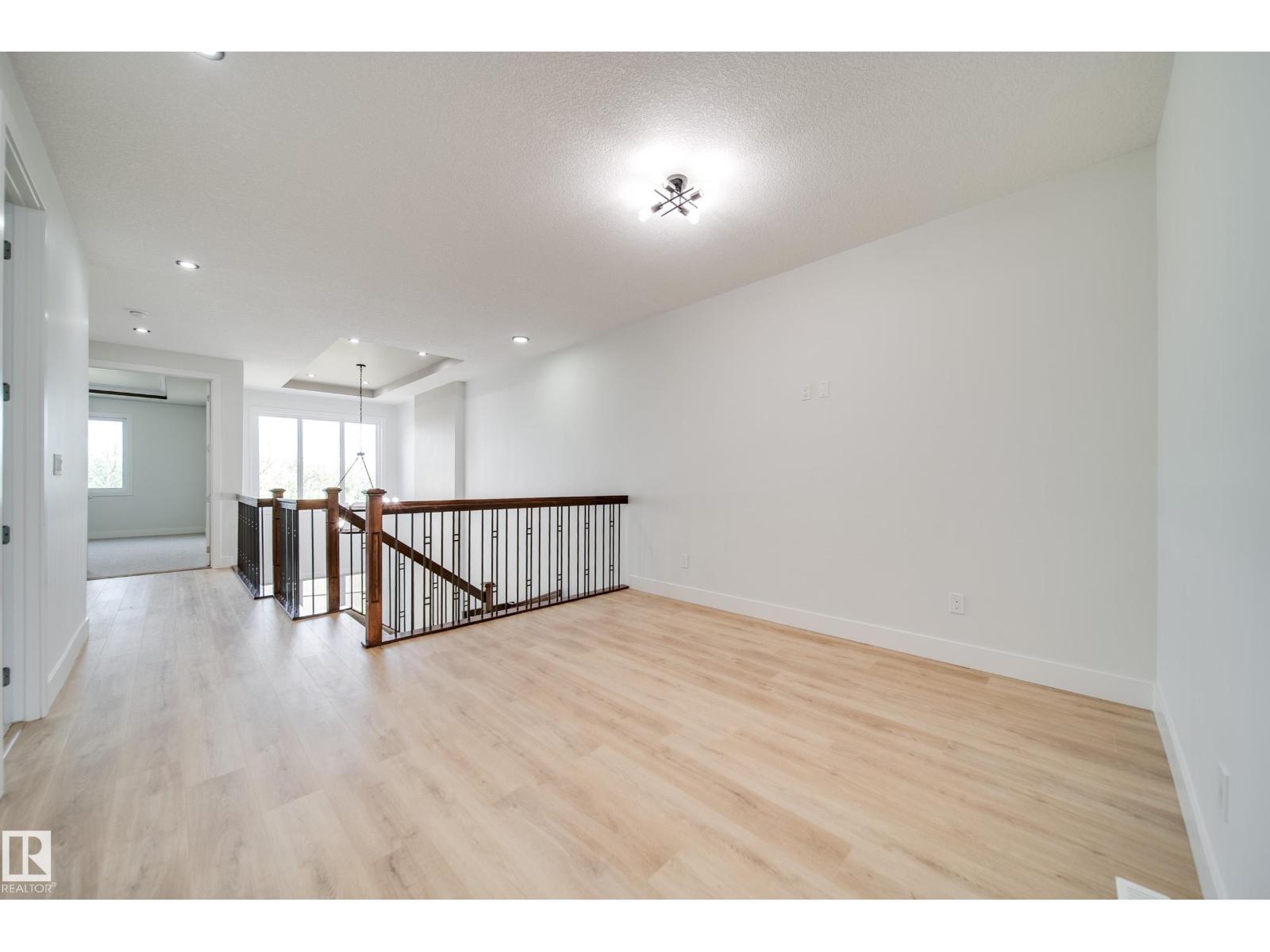 8816 183 AV NW - 22