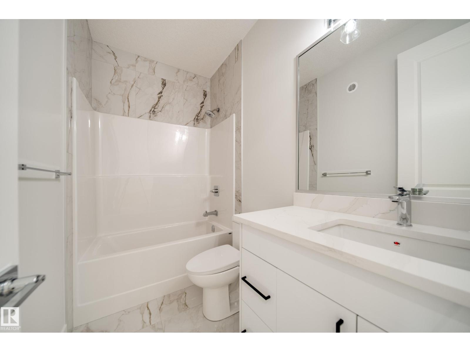 8816 183 AV NW - 35