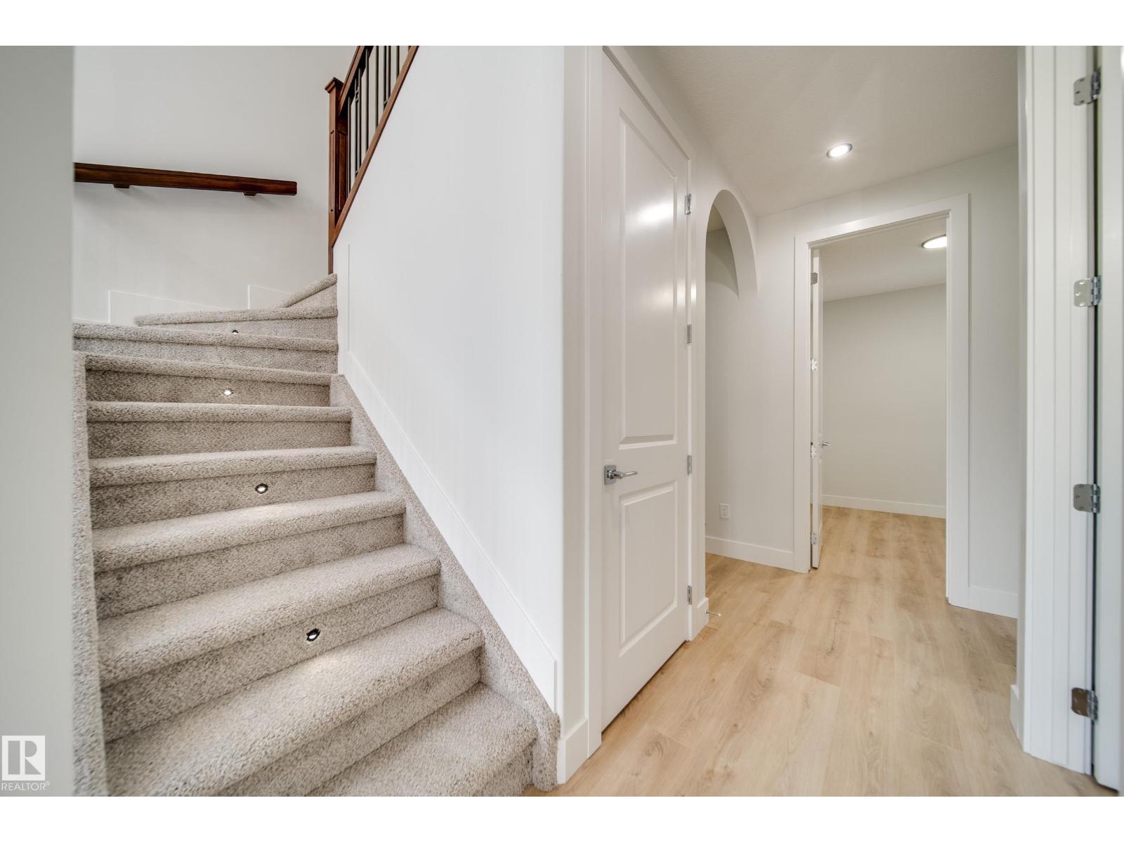 8816 183 AV NW - 10