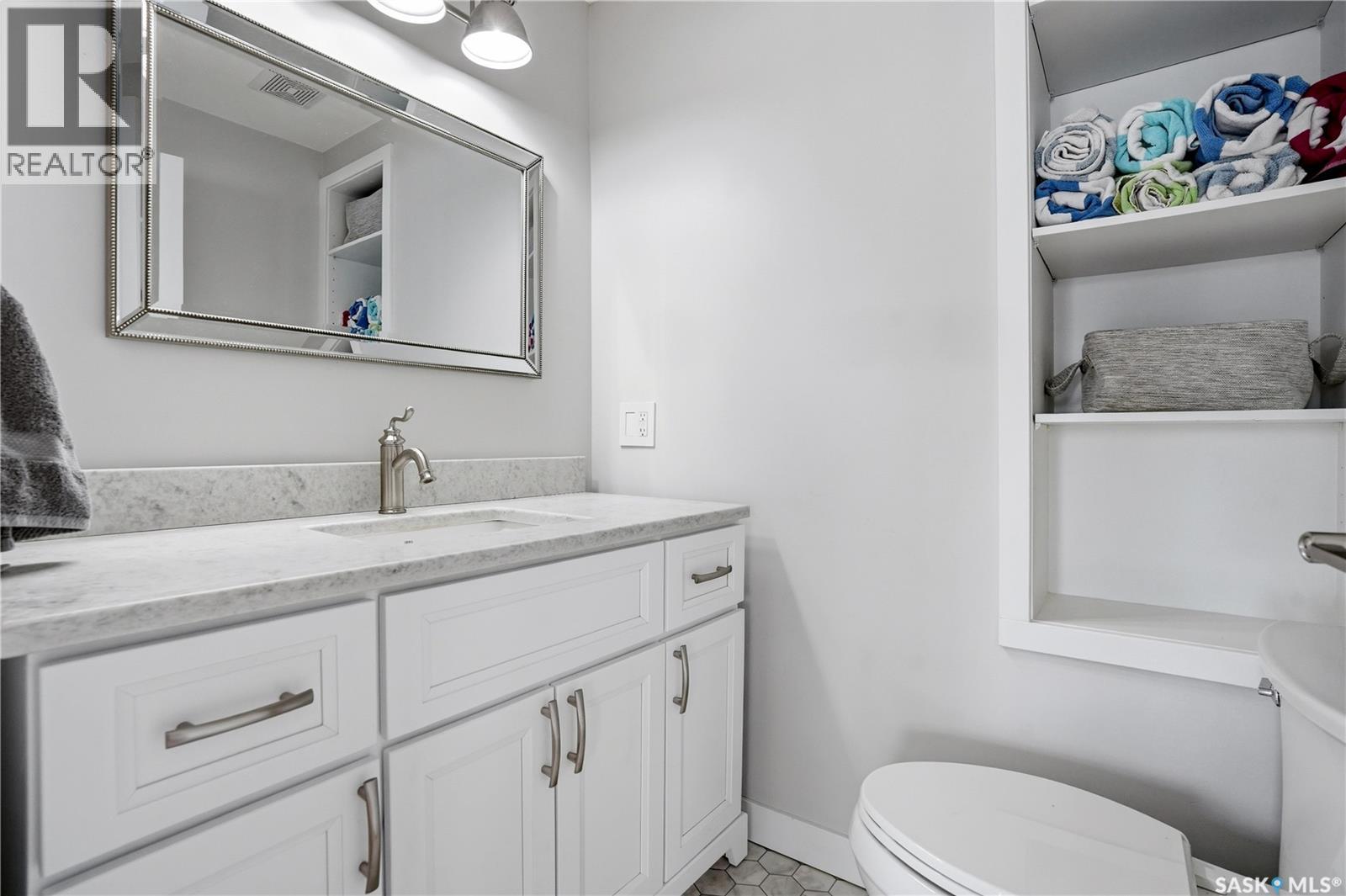 290 B-SAY-TAH ROAD - Image 15