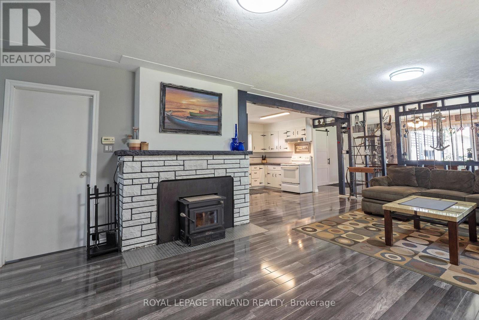 3585 IMPERIAL ROAD - 11