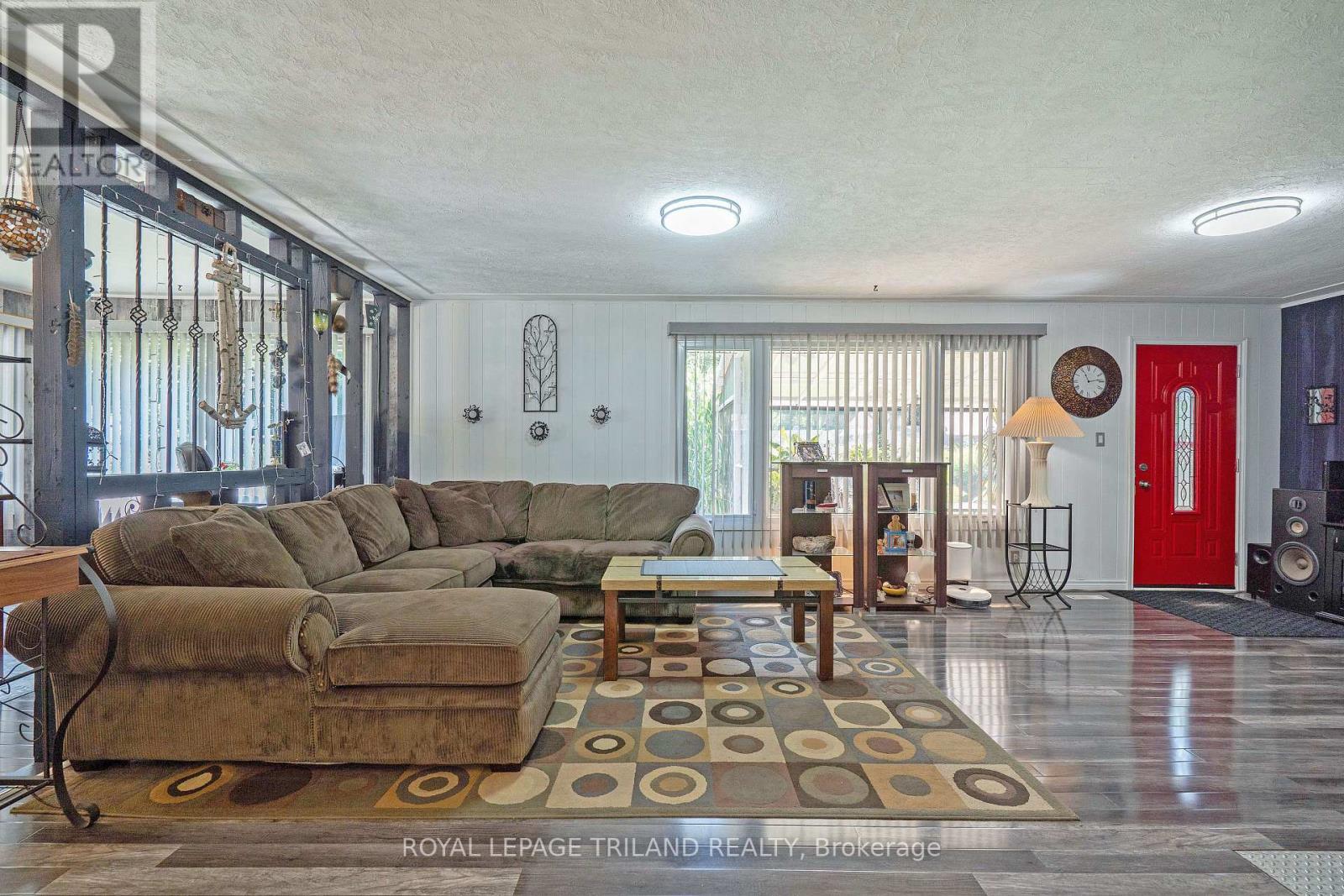 3585 IMPERIAL ROAD - 13
