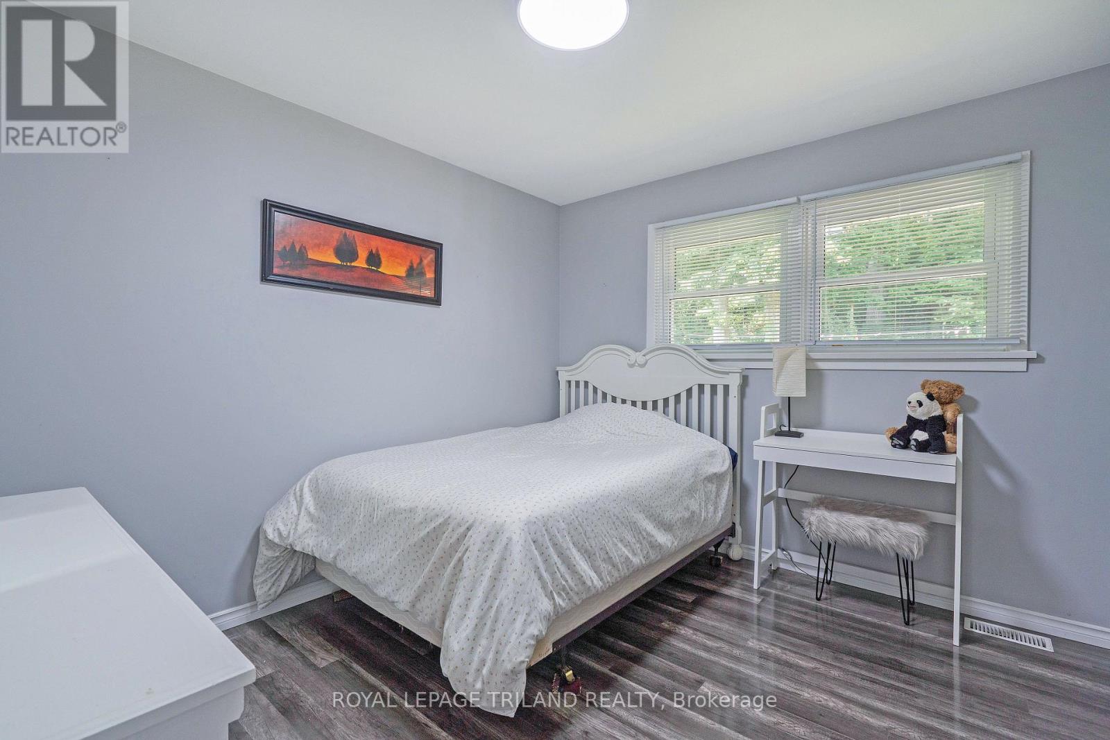 3585 IMPERIAL ROAD - 24