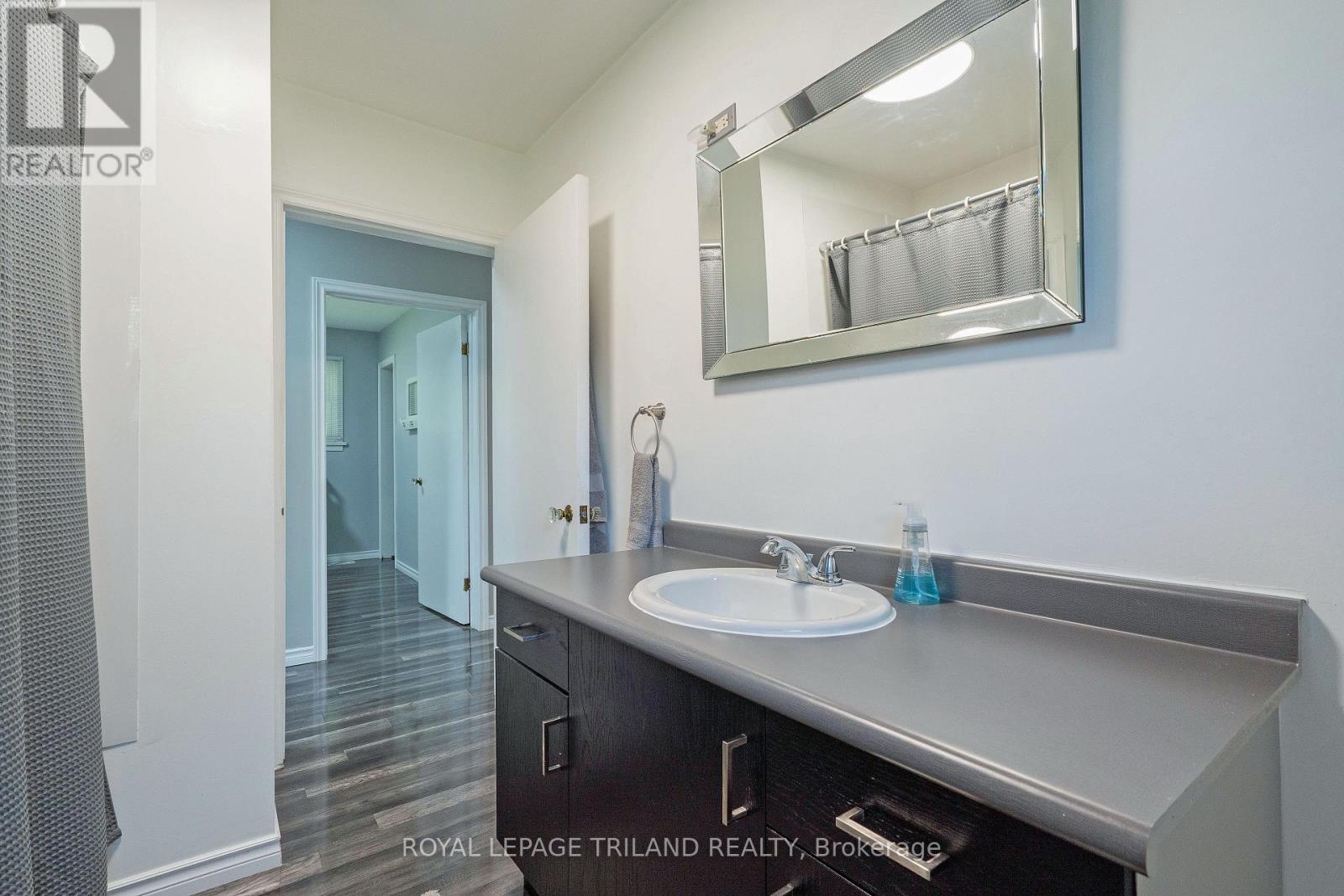 3585 IMPERIAL ROAD - 26
