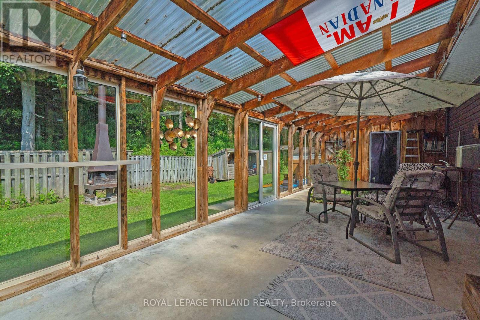 3585 IMPERIAL ROAD - 34