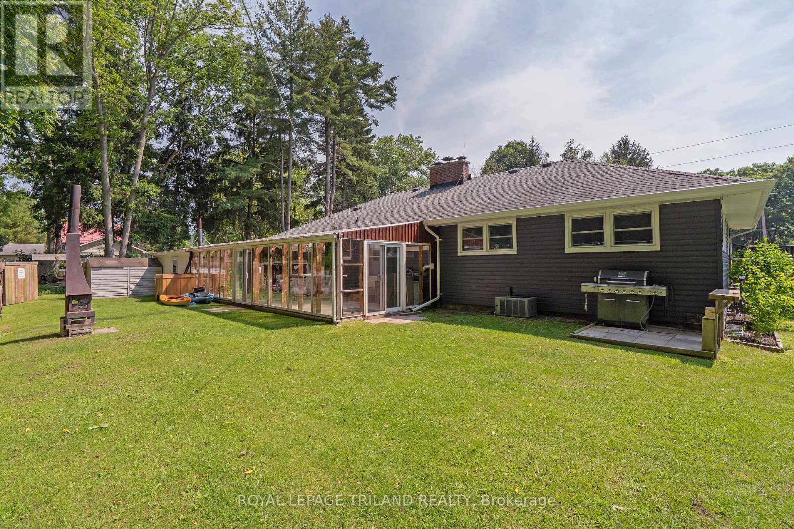 3585 IMPERIAL ROAD - 37