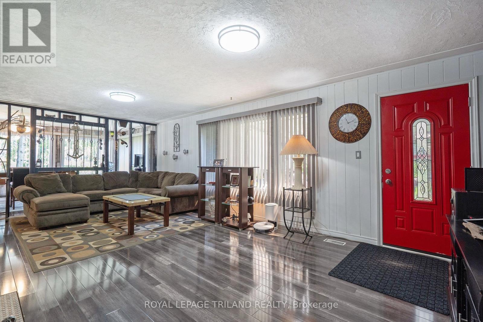 3585 IMPERIAL ROAD - 8