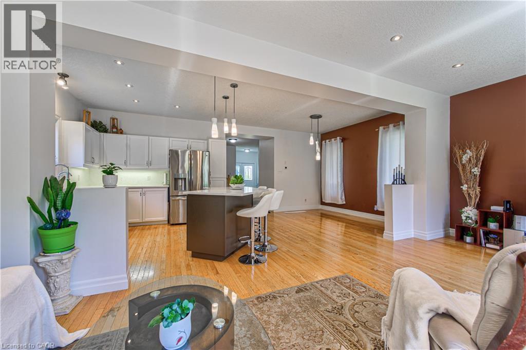 87 STEEPLERIDGE Street - 21
