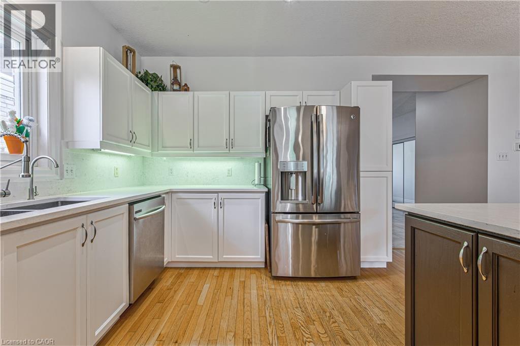 87 STEEPLERIDGE Street - 17