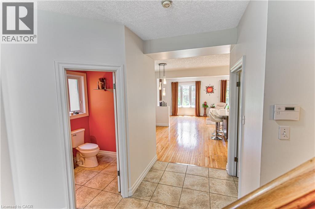 87 STEEPLERIDGE Street - 24