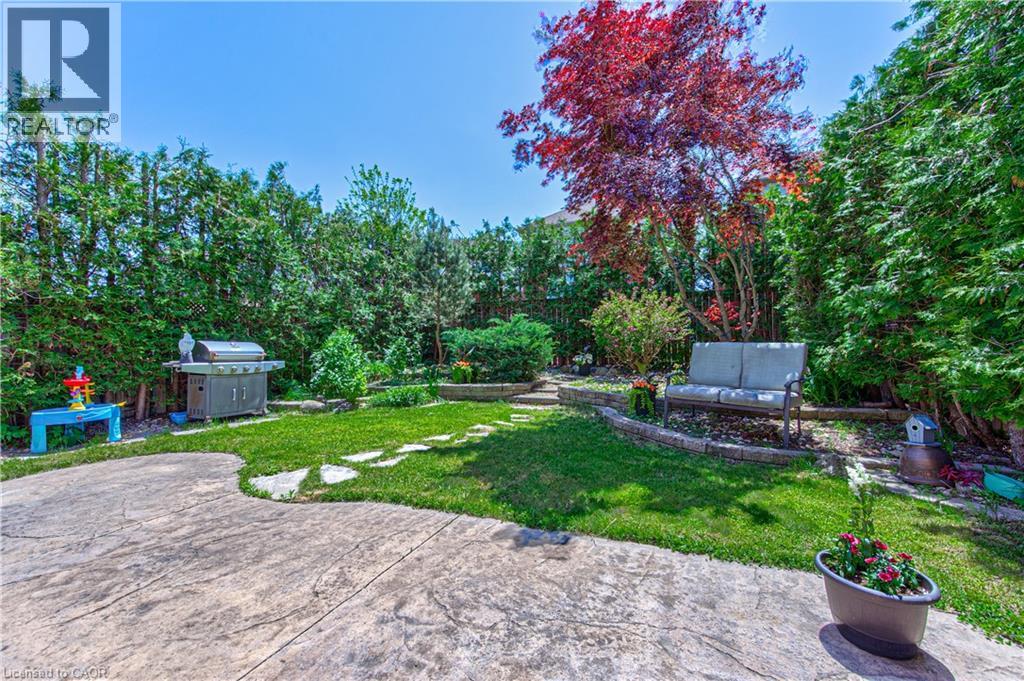87 STEEPLERIDGE Street - 38