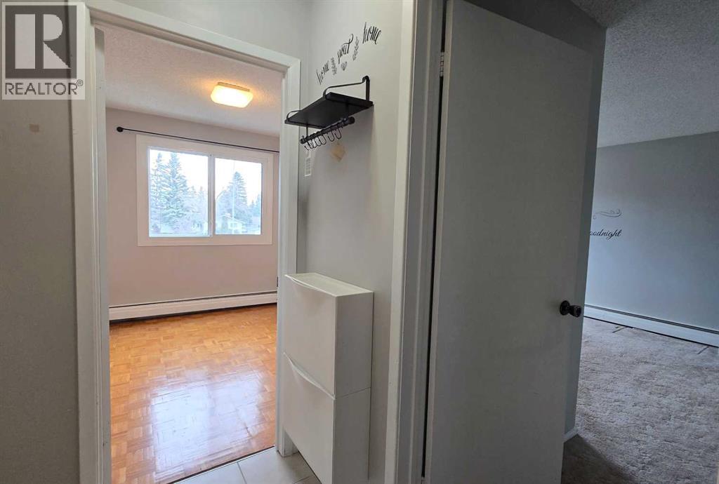 #112 315 Heritage Drive SE - 22