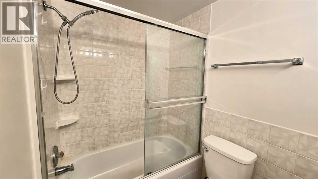 #112 315 Heritage Drive SE - 16