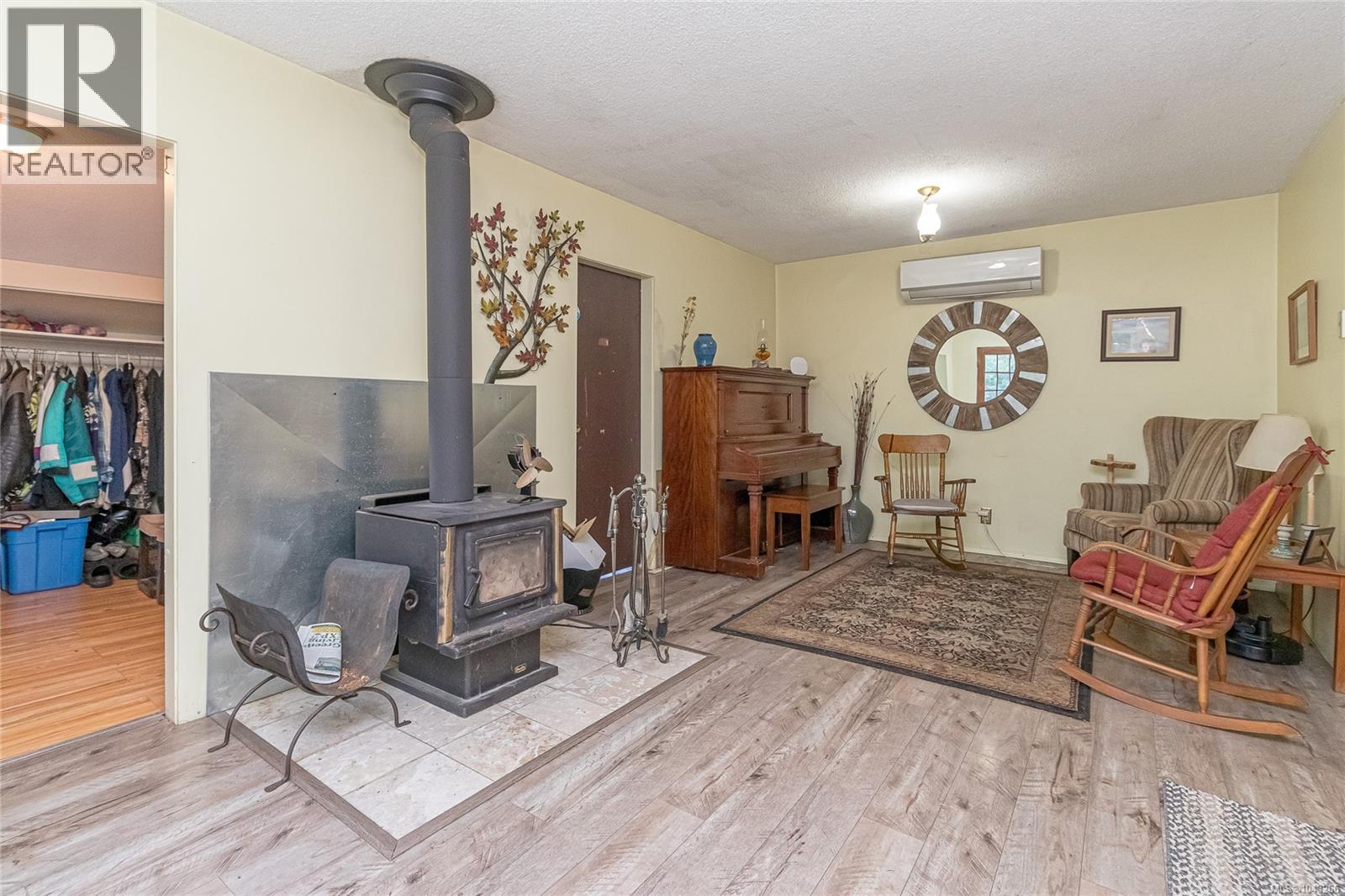 3401 River Rd - 8