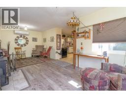 Kitchen - 3401 River Rd, Chemainus, BC V0R1K3 Photo 7
