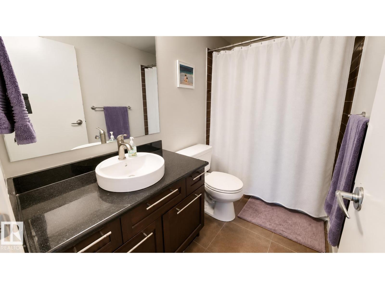 #405 9750 94 ST NW - 13