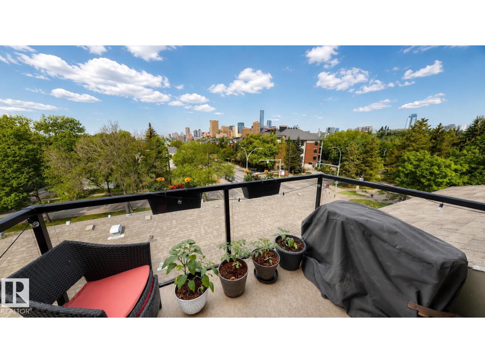 #405 9750 94 ST NW - 15