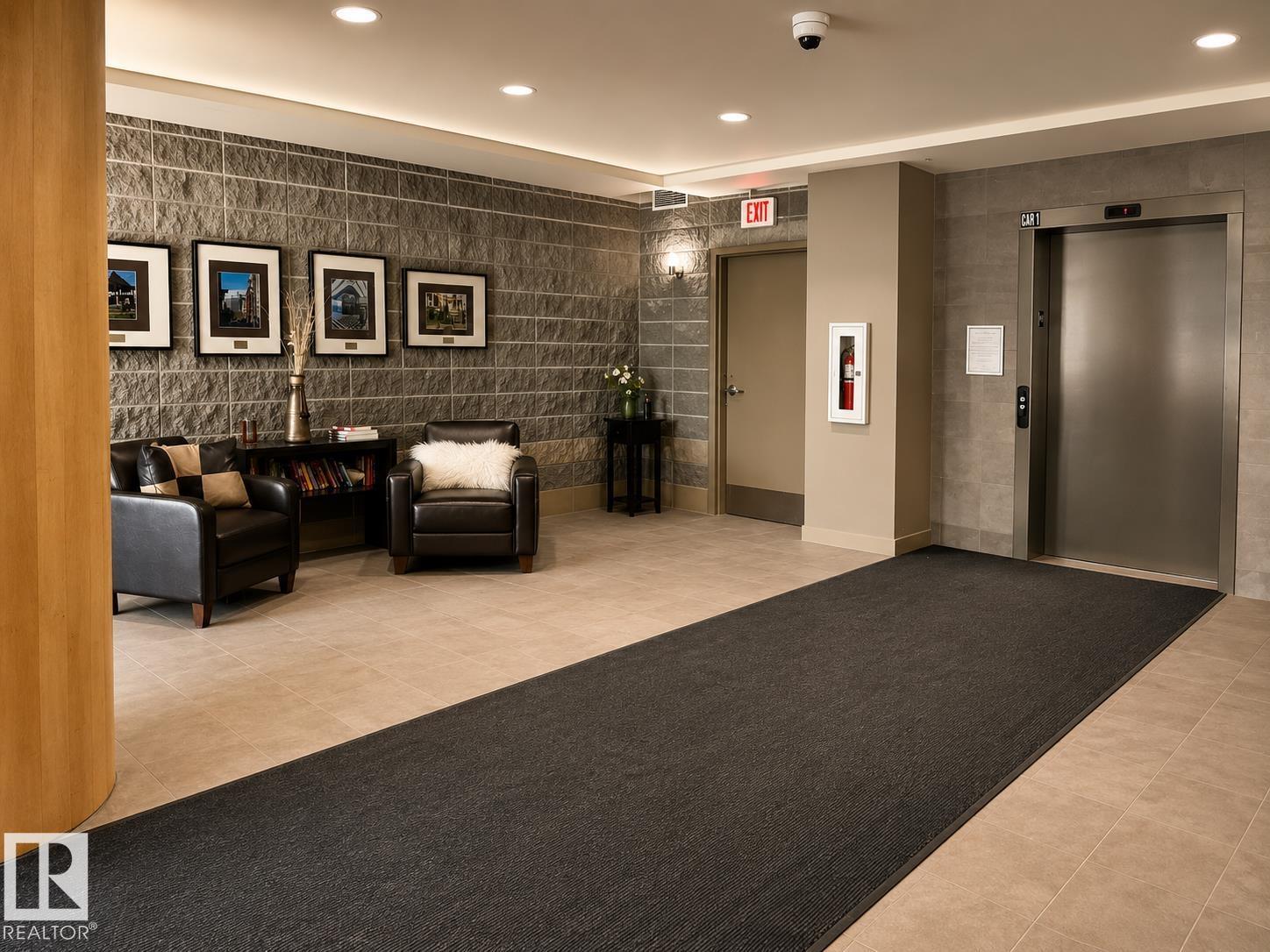 #405 9750 94 ST NW - 17