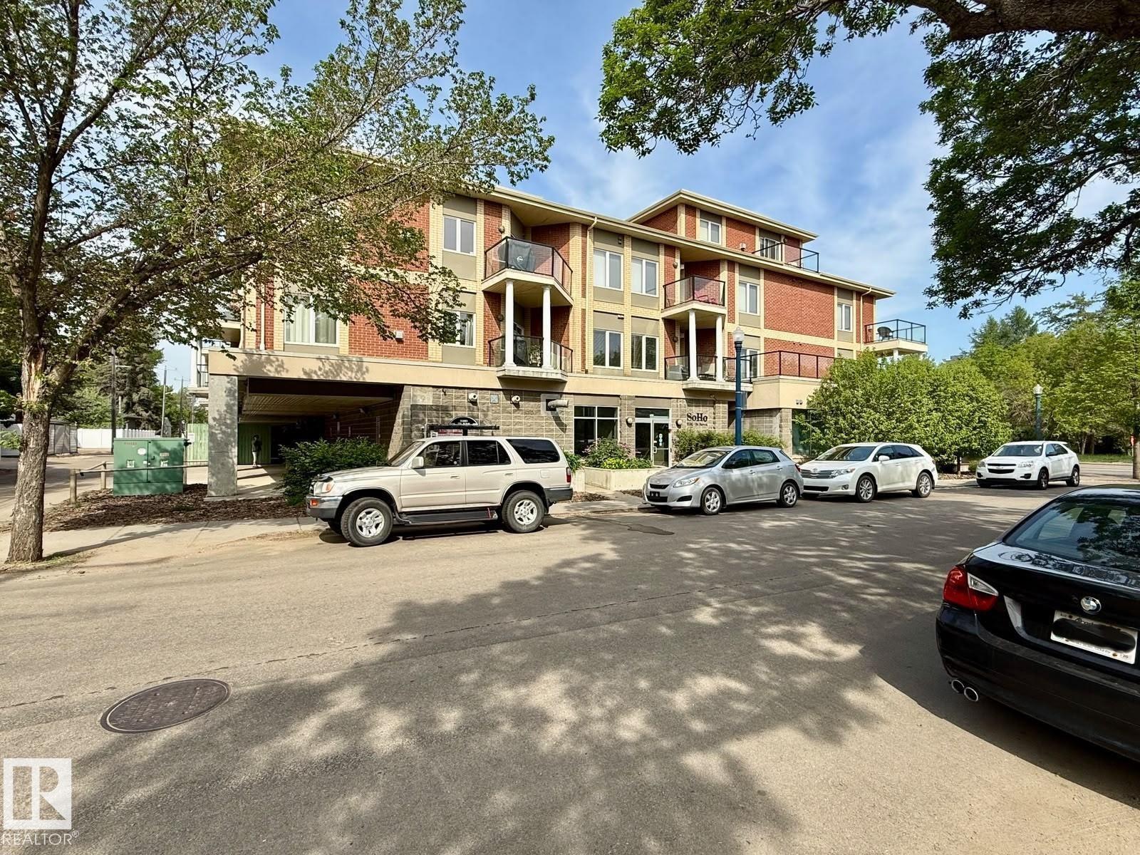 #405 9750 94 ST NW - 1