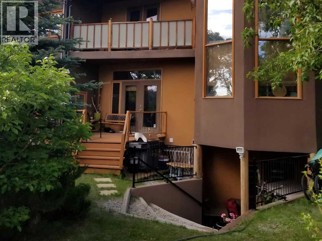 4643 29 Avenue NW - 34