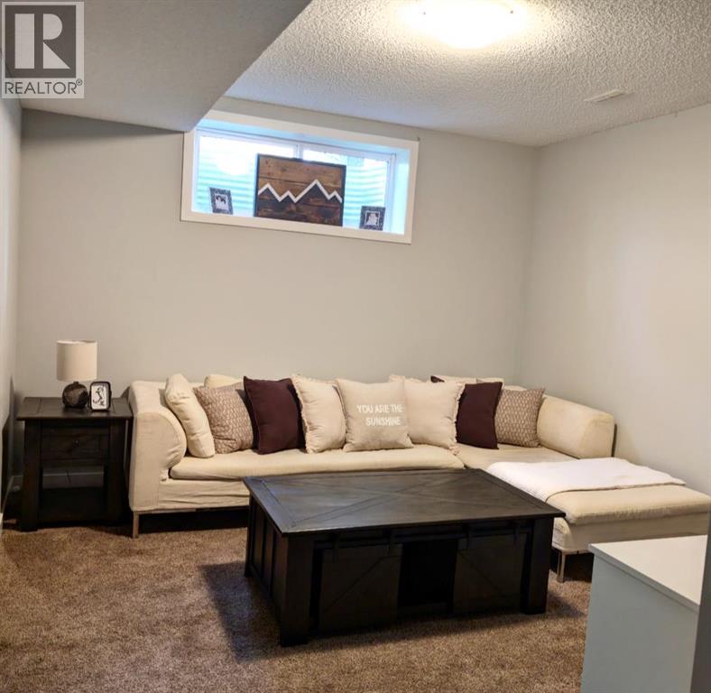 79 Sunset Road - 17