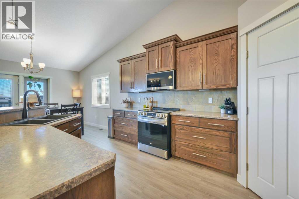 74 Turner Crescent - 15