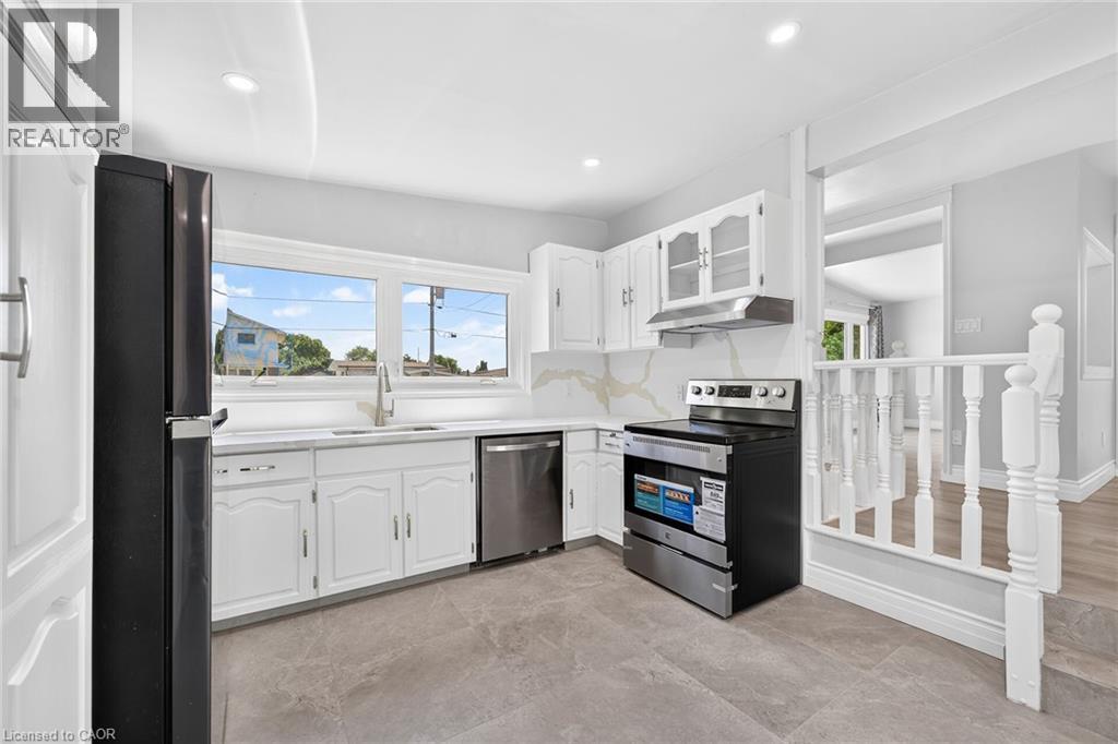 96 FIELDING Crescent - 12