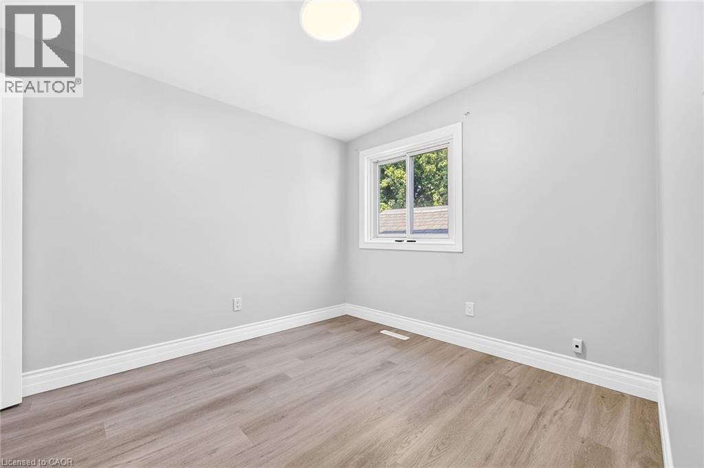 96 FIELDING Crescent - 26
