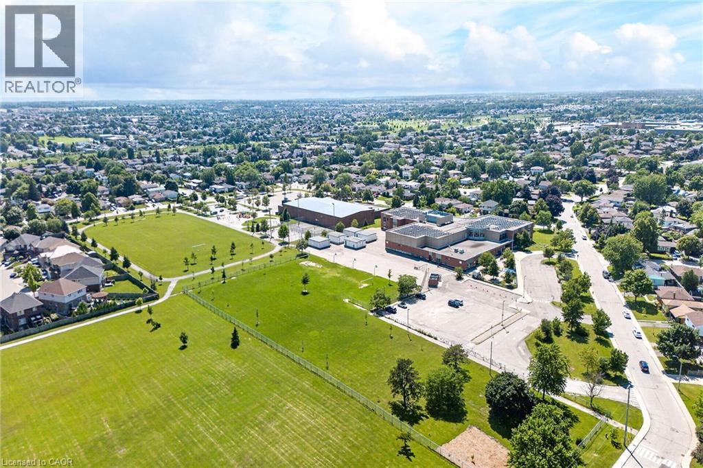 96 FIELDING Crescent - 47