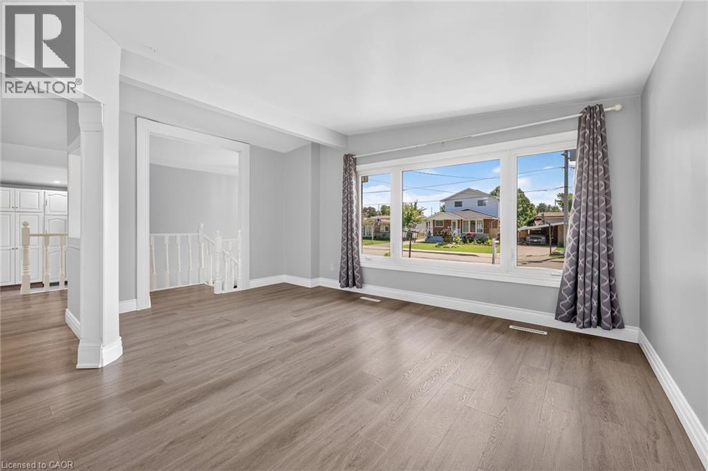 96 FIELDING Crescent - 16