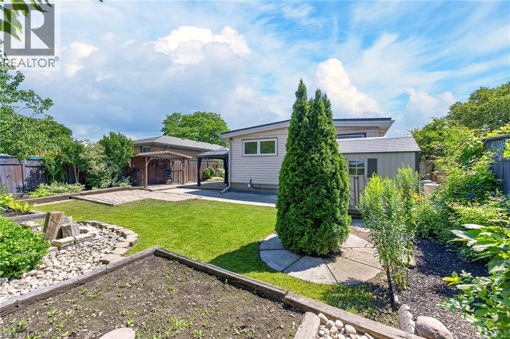 96 FIELDING Crescent - 38