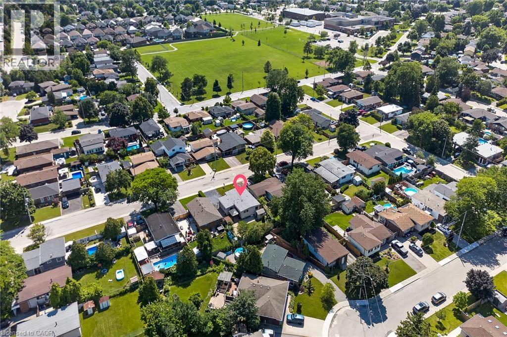 96 FIELDING Crescent - 44